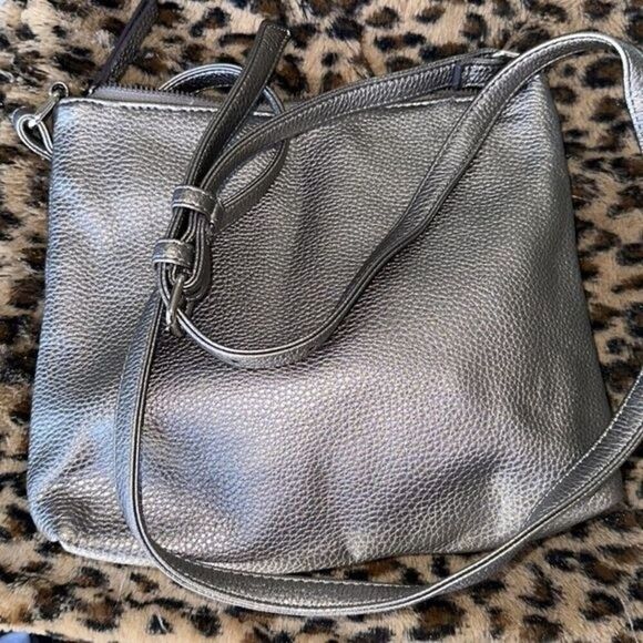 Tahari leather pewter metallic cross body bag - Picture 8 of 8